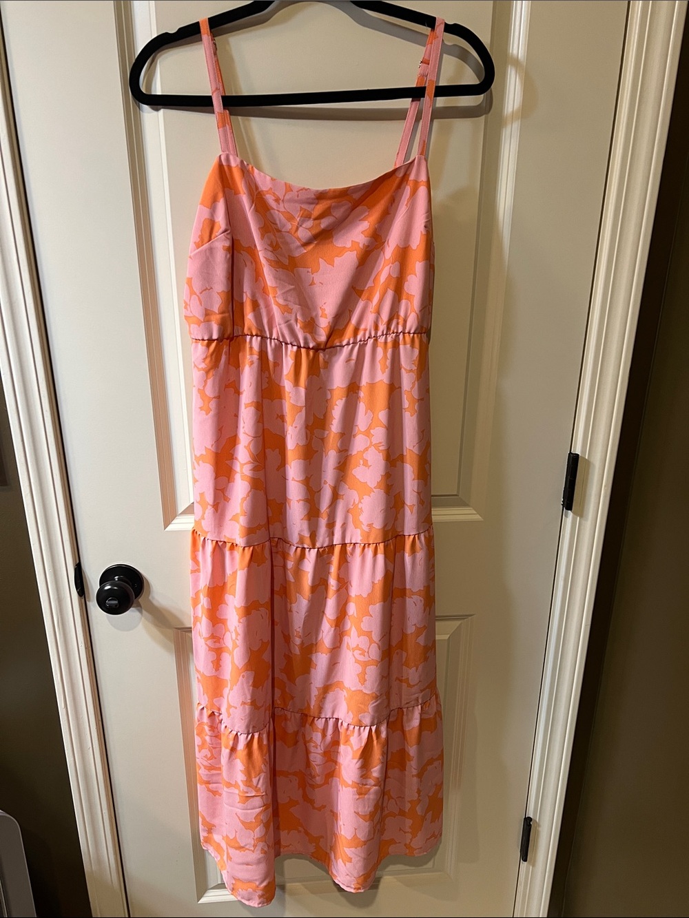 🌻🌻 Pink and Orange Floral Tiered Maxi Dress C284